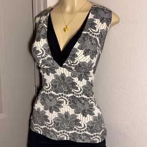 J.t.b. Y2K floral type tank top